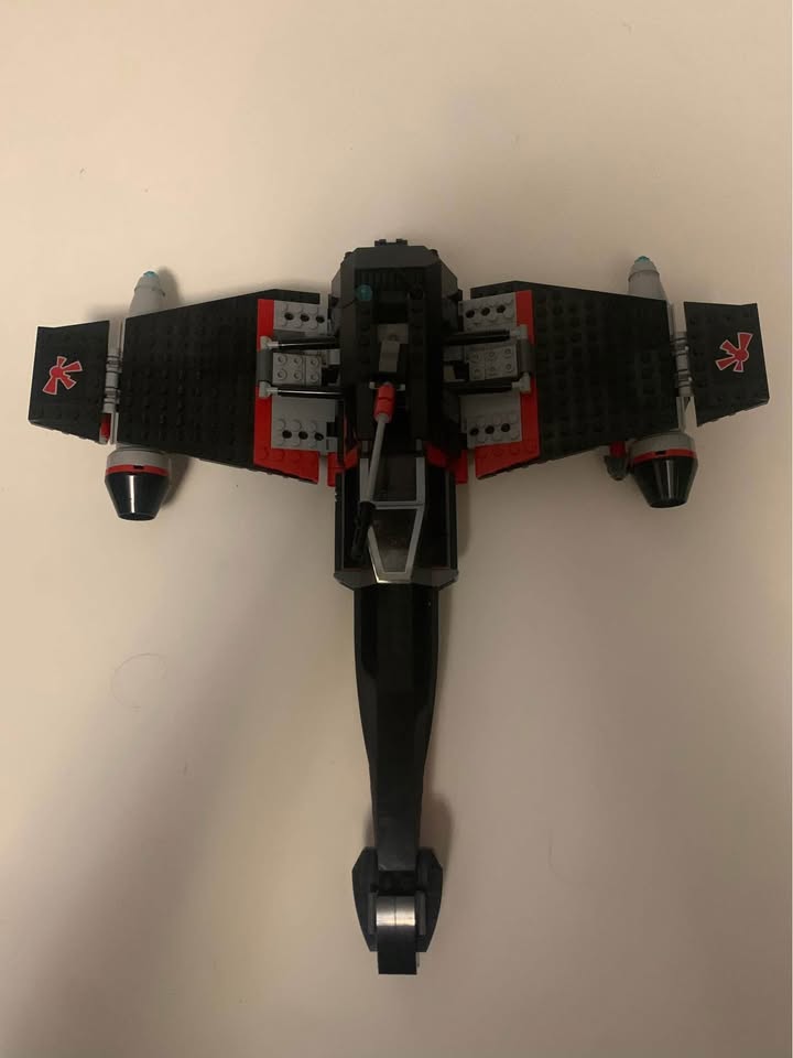 LEGO Star Wars: Jek-14's Stealth Starfighter (75018) - photo 2