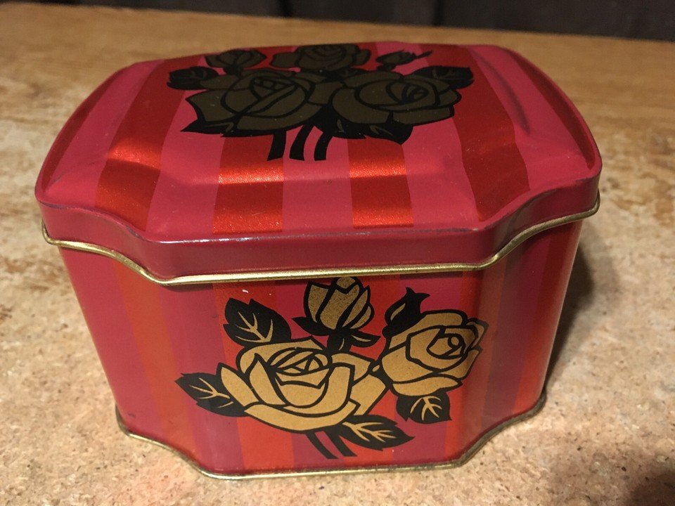 1950S ENGLAND FLOWERS SHABBY CHIC TRINKET TIN J.L. CLARK TIN CAN - photo 2