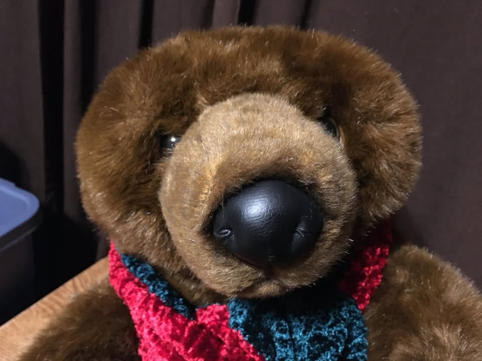 LARGE CHRISTMAS BROWN BEAR W GREEN RED SCARF MTY INTERNATIONAL 1 - photo 2