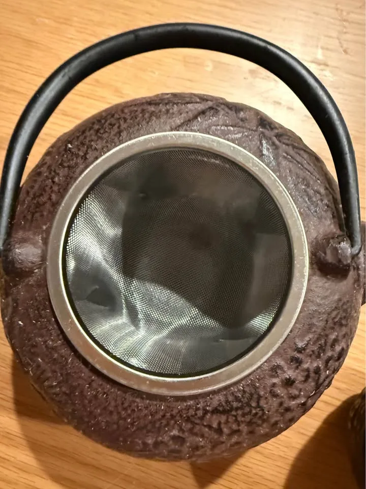 Cast Iron Tea Pot Set image indicator(2)