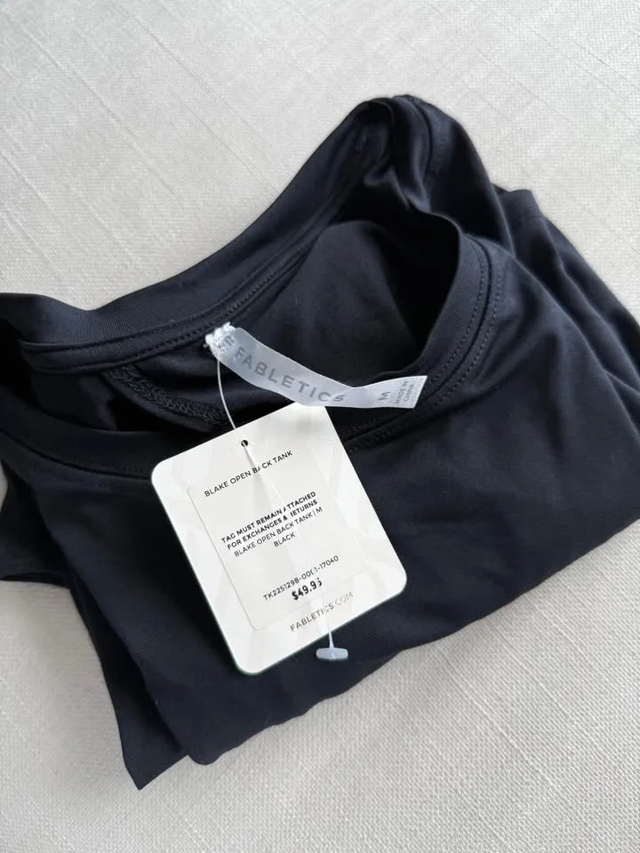 $200+ Surprise Bag of Women’s Clothes (Size 8-10) image indicator(5)