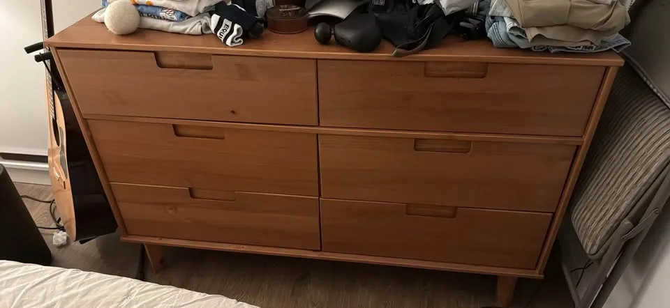 Sloane Mid-Century Modern Caramel 6-Drawer 52 in. Solid Wood Dre image indicator(3)