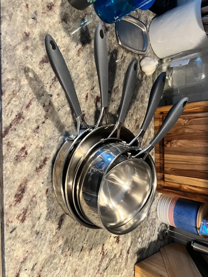 11-pc. Belgique Stainless Steel Cookware Set image indicator(2)