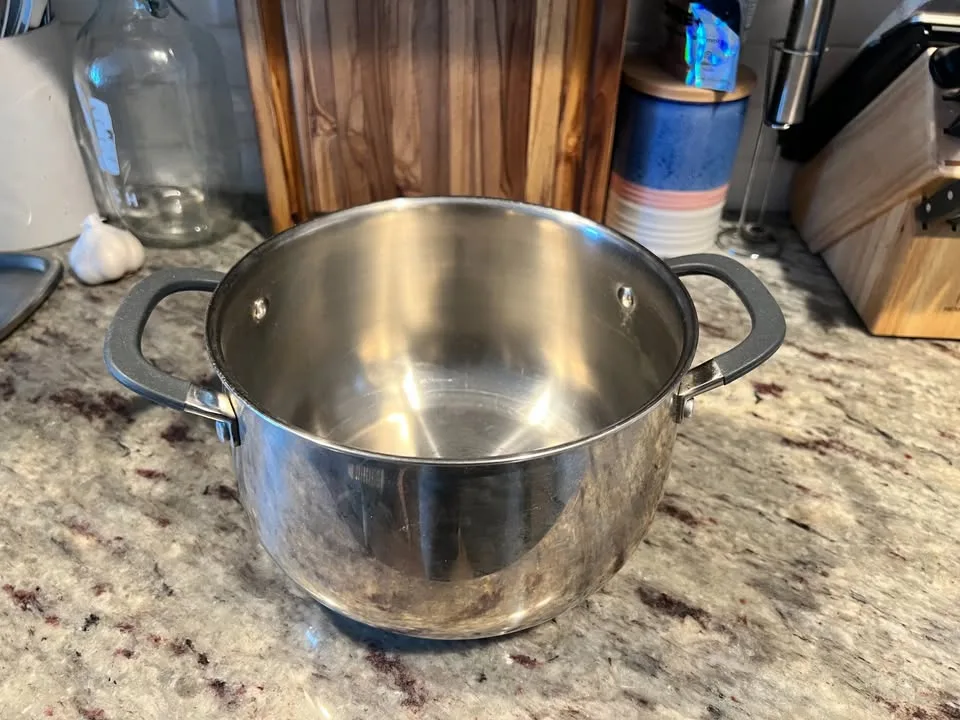 11-pc. Belgique Stainless Steel Cookware Set image indicator(4)