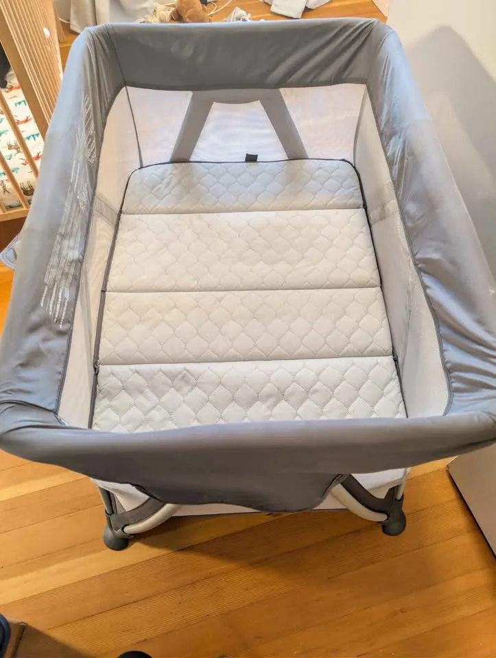 Nuna sena travel crib image indicator(5)