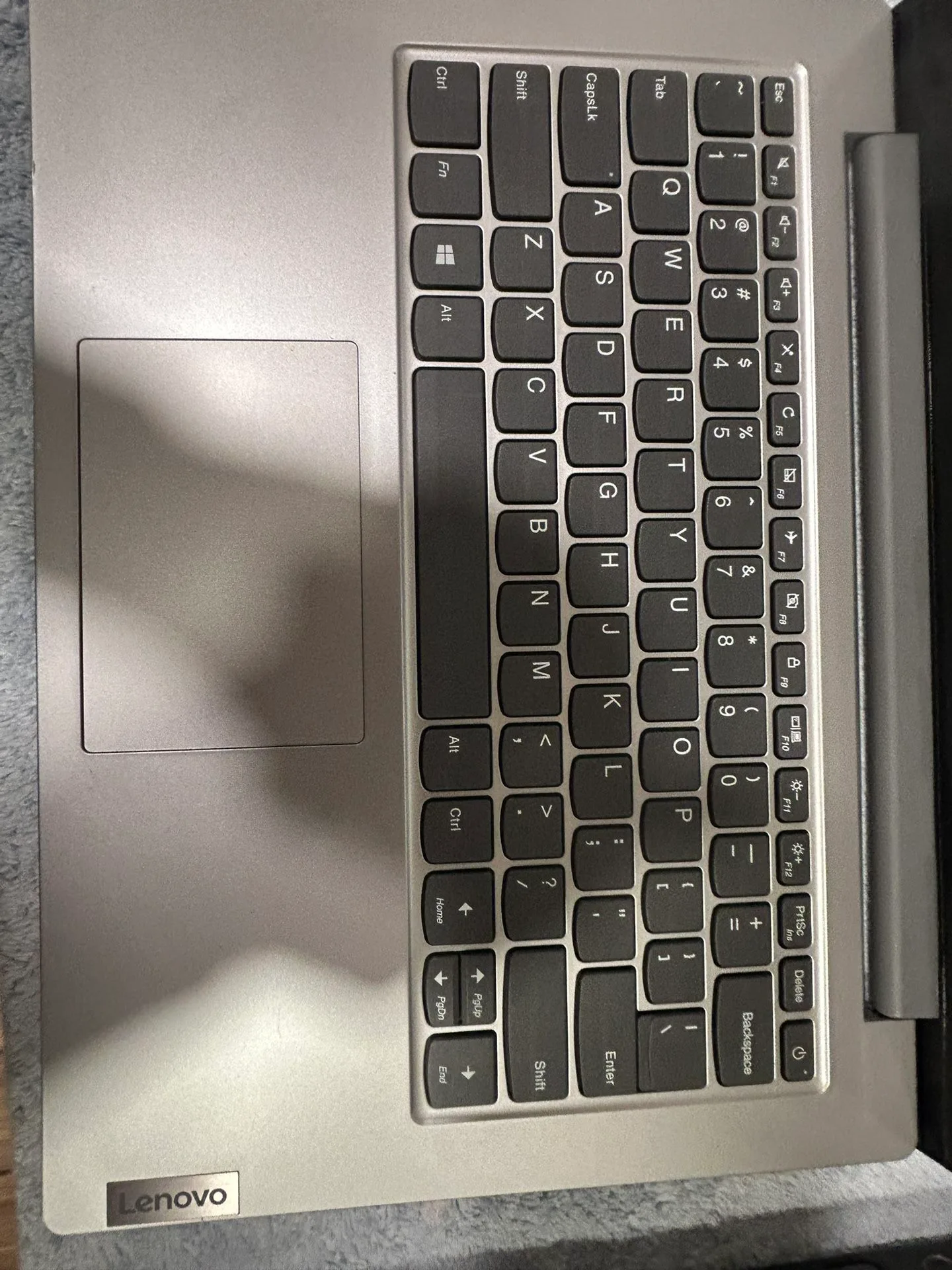 Lenovo ThinkPad X1 Carbon Gen 9 image indicator(5)