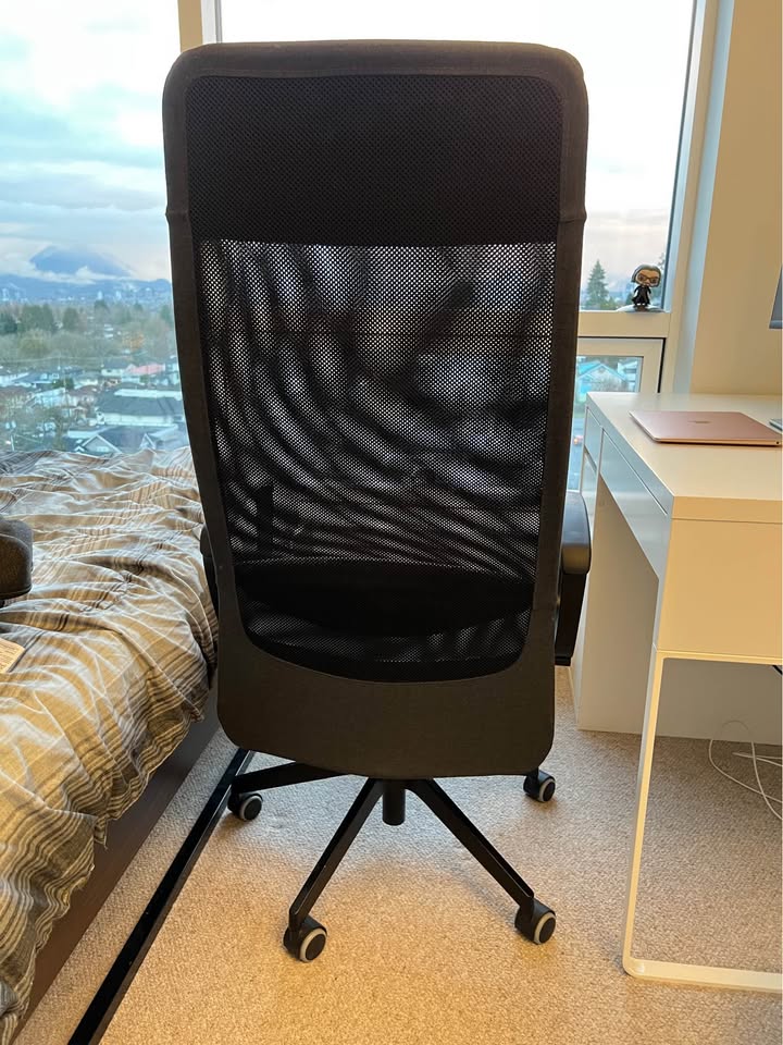 MARKUS Ikea office chair - photo 2