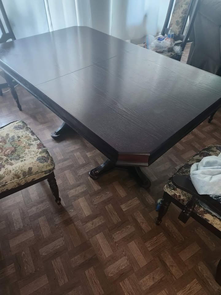 Dining table and Hutch (Cabinet) - photo 2