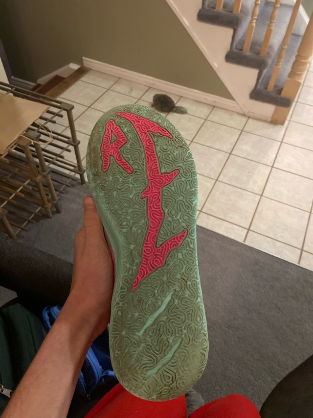 LaMelo Ball shoes size 11.5 - photo 3