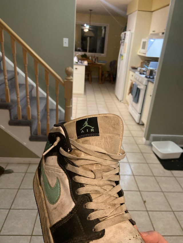 Size 11 Jordan ones - photo 2