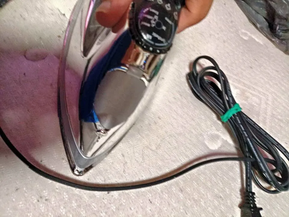 🔥 Almost New Sunbeam Handheld Steamer – Works Perfectly! thumbnail