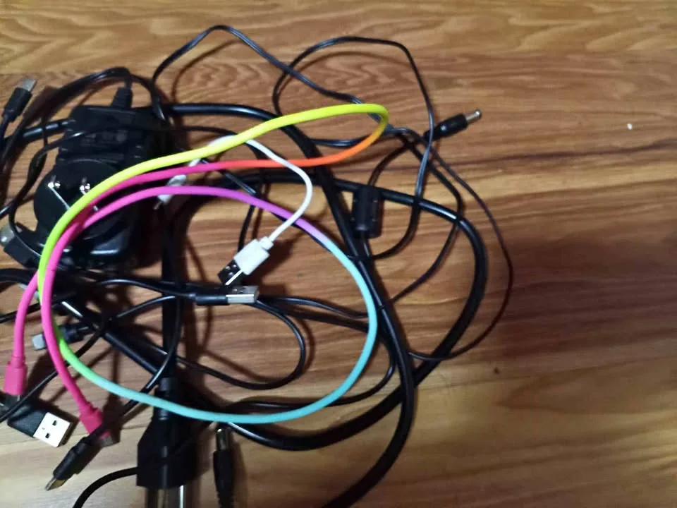 Cable Bundle – PC, USB & Charging Cables – $20 thumbnail