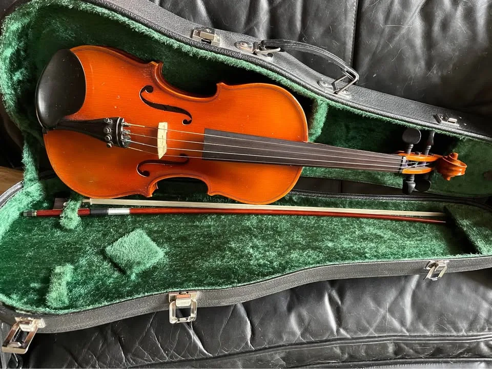 3/4 Suzuki Kato Violin from Remenyi image indicator(2)