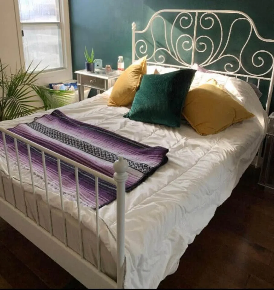 IKEA Queen Liervik Bedframe *Can Deliver* image indicator(2)