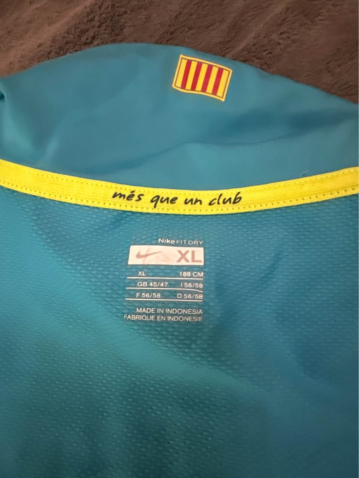 Rare Barcelona Messi #19 Jersey (Nike / Size XL) - photo 3