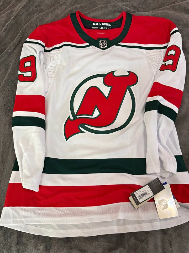 Adidas NJ Devils Taylor Hall Jersey XL NWT