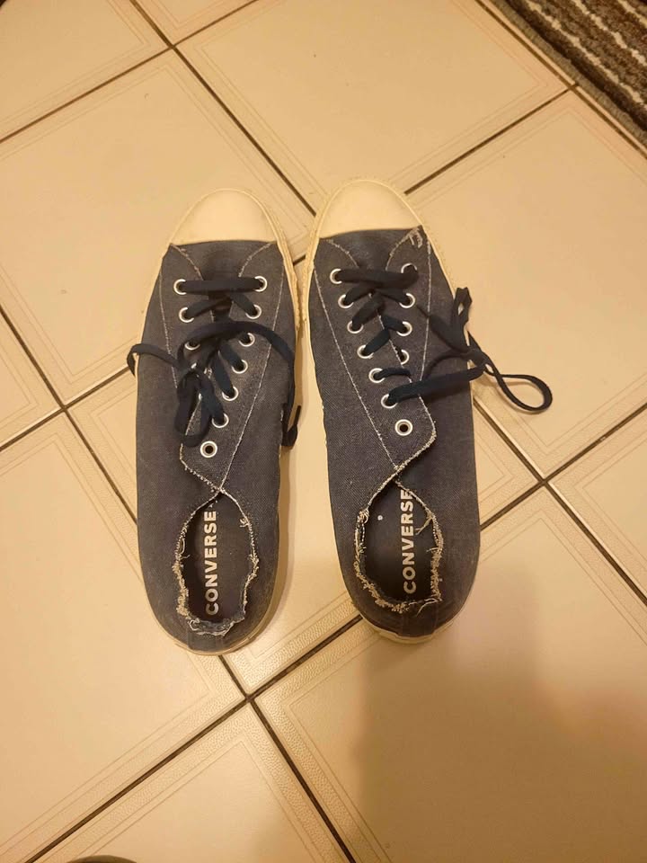 Sale! Converse ,Chuck blue jeans low cut 13