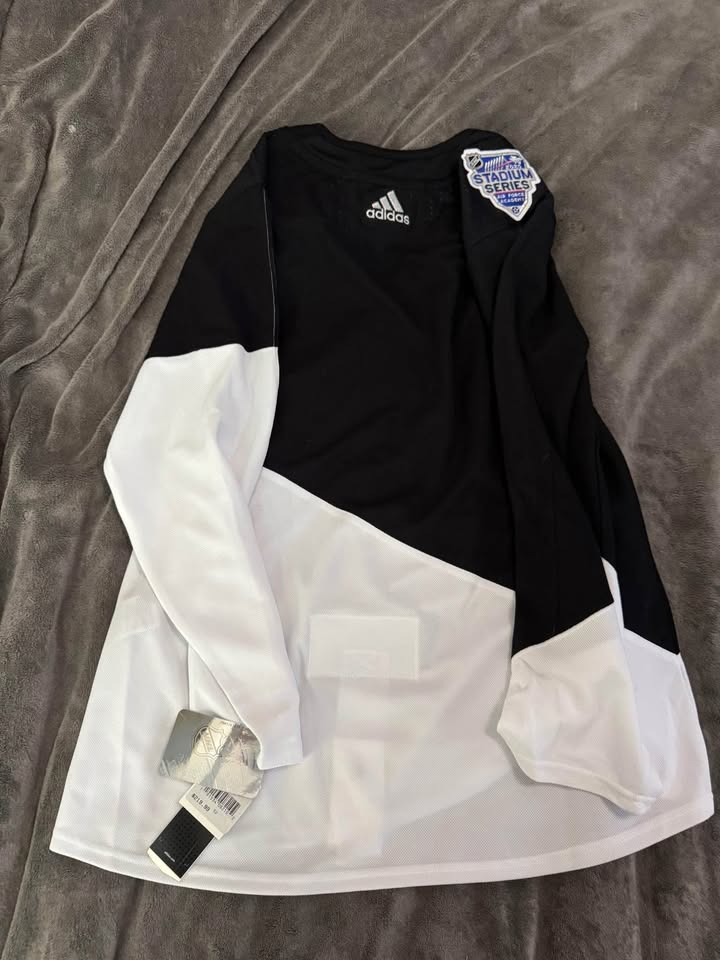 LA Kings Stadium Series Adidas Jersey — Size 52 (BNWT) - photo 2