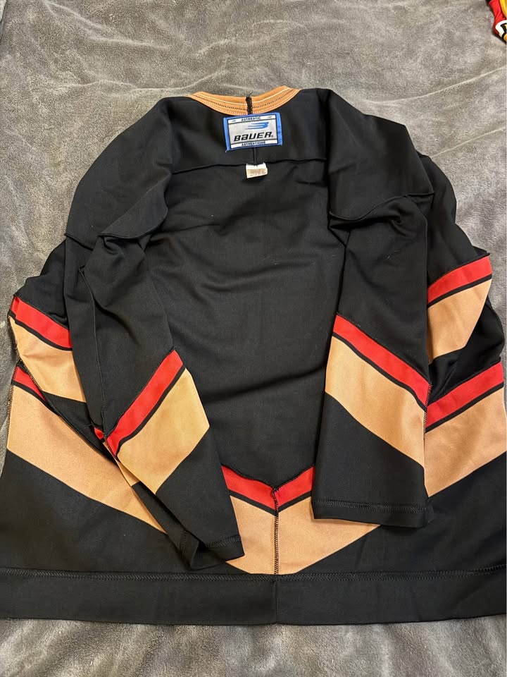 Vintage Calgary Hitmen Bauer Jersey - Made in Canada, G/L - photo 3