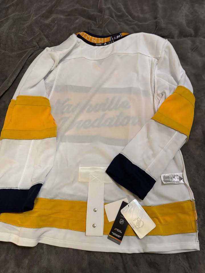 Nashville Predators 2020 Winter Classic Adidas Authentic Jersey - photo 5