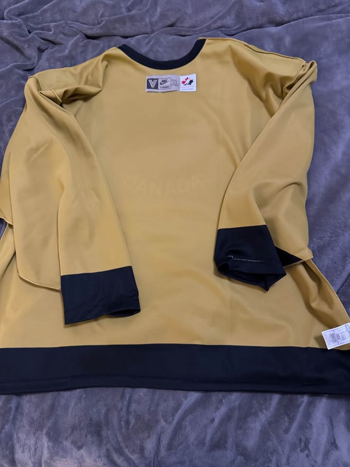 Team Canada 2004 Winnipeg Falcons Tribute Jersey – Gold / Size X - photo 3