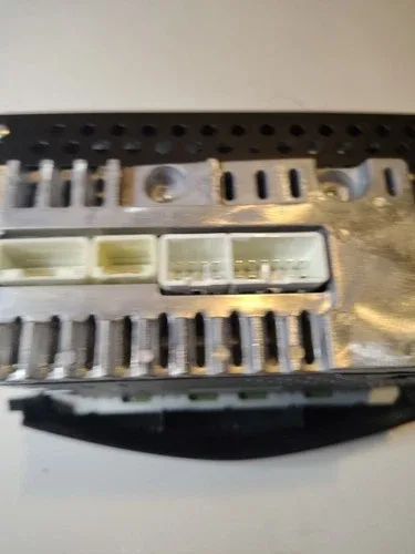 10-11 Toyota RAV4 Radio Head Unit image indicator(7)