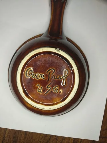 HULL Covered Soup Bowls w/Handle & Lid Set of 3 image indicator(3)