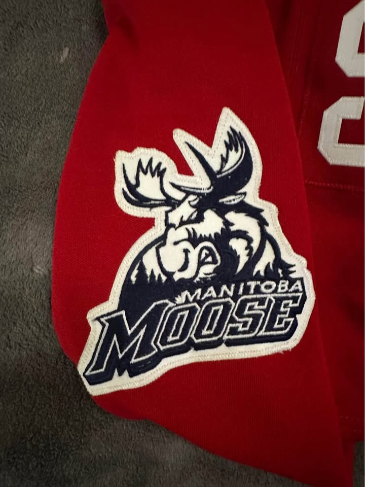 Manitoba Moose “Trail Smoke Eaters” Jersey (56) - photo 2