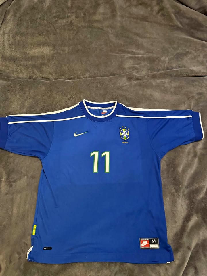 Brazil 1998 World Cup Romário #11 Jersey (M)