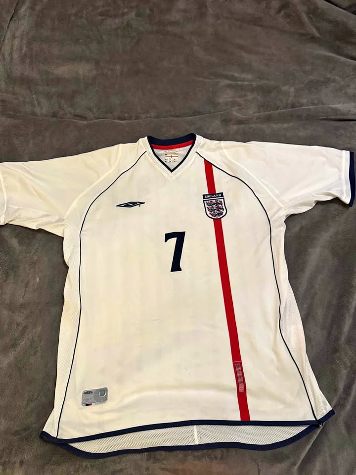 David Beckham England Jersey - 2004 Player Issue (L)