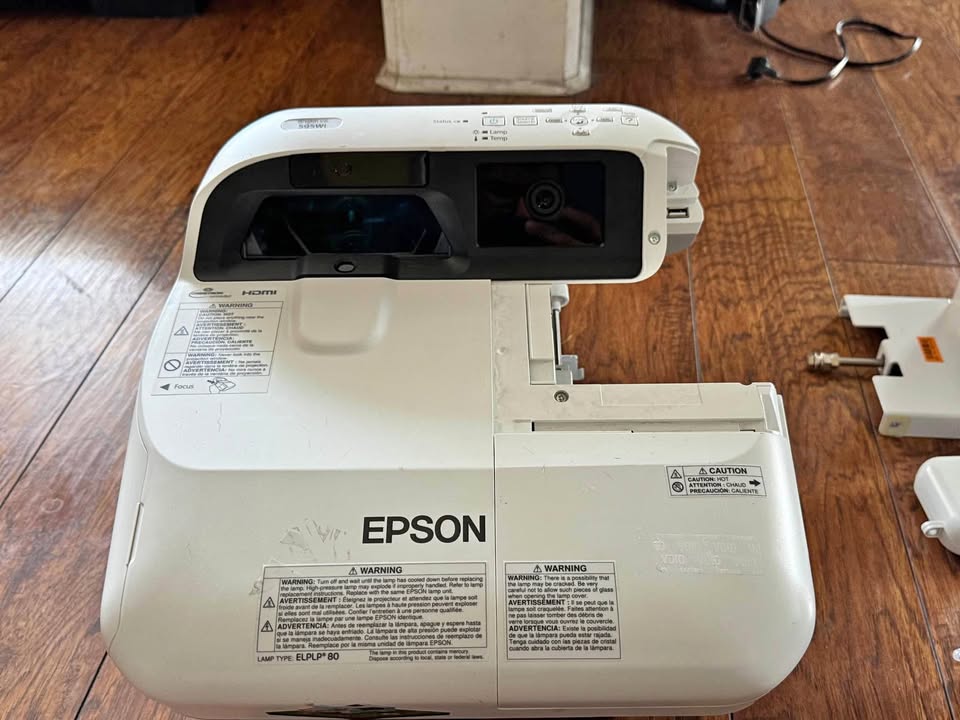 Epson Brightlink 595 Interactive Projector