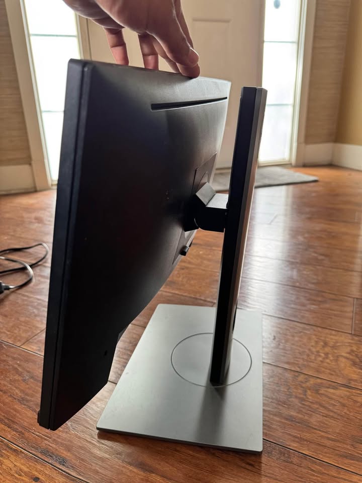 Dell FHD Monitor P2719H - photo 5