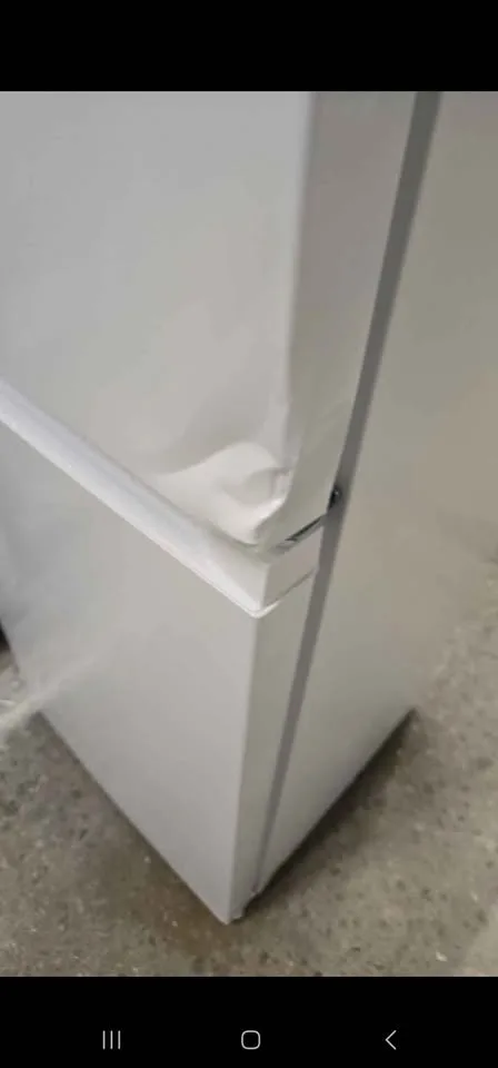 Vissani 4.5 cu. ft. Mini Refrigerator image indicator(4)