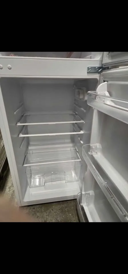 Vissani 4.5 cu. ft. Mini Refrigerator image indicator(7)