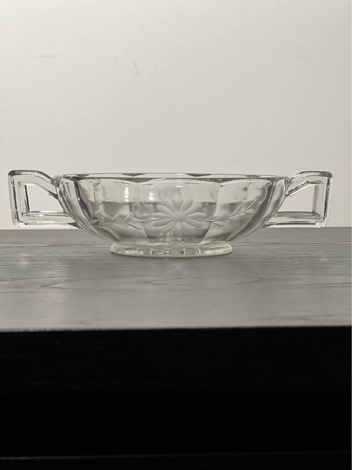 Vintage Glass Double-Handled Bowl - photo 2