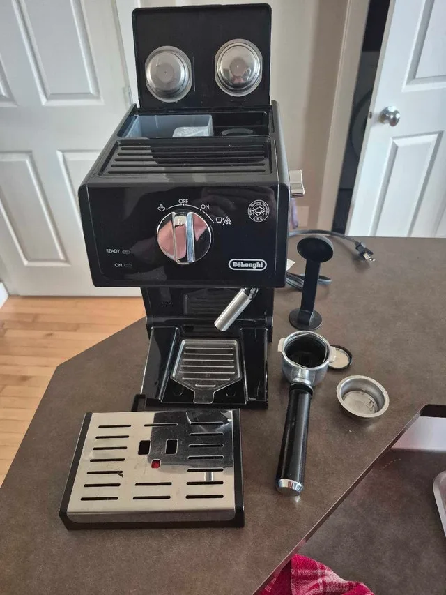 DeLonghi Espresso Coffee Machine image indicator(2)