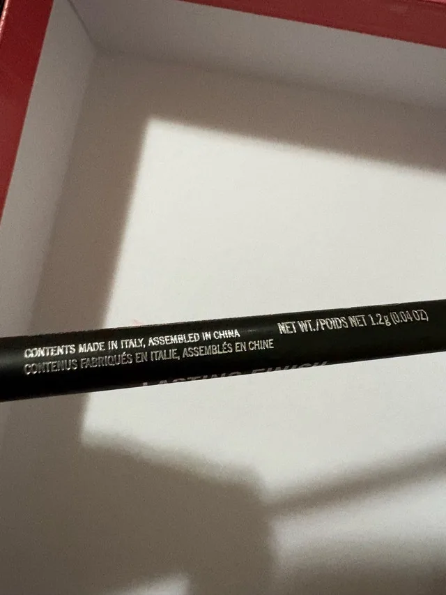 Rimmel Lasting Finish Lip Liner image indicator(5)