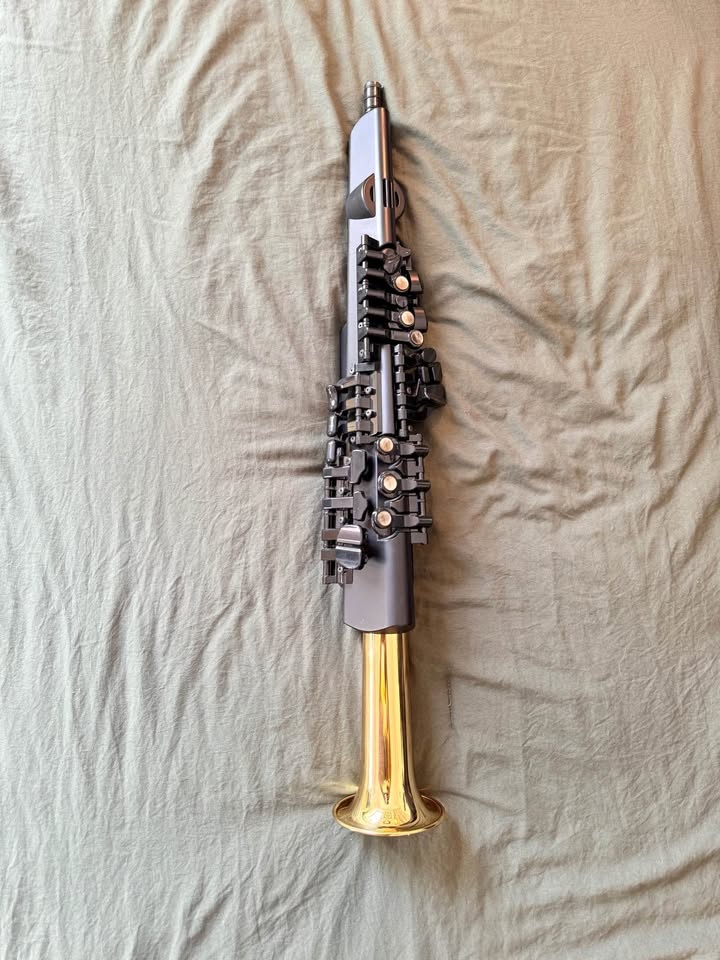 Yamaha YDS-150 Digital Saxophone Excellent Condition