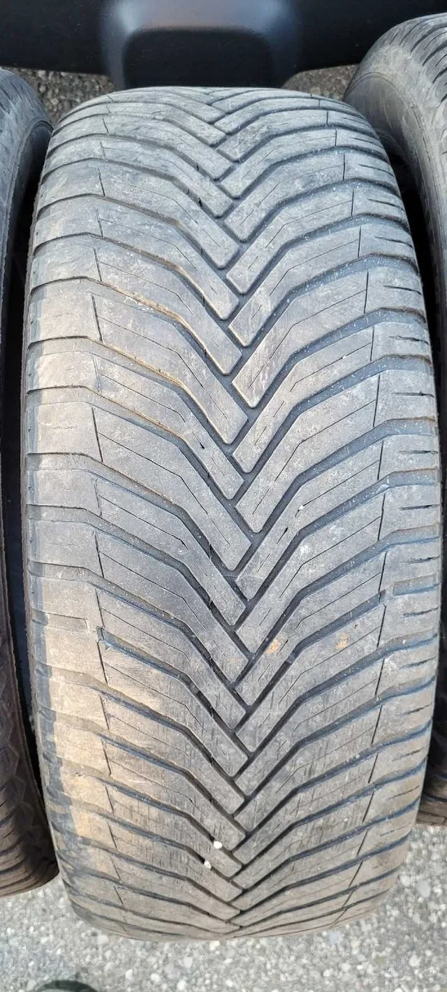 Michelin Crossclimate2 Tires 205/55R16 image indicator(3)