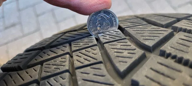 Pirelli Ice Zero Tires 205/55R16 - Bought Nov. 2021 image indicator(7)