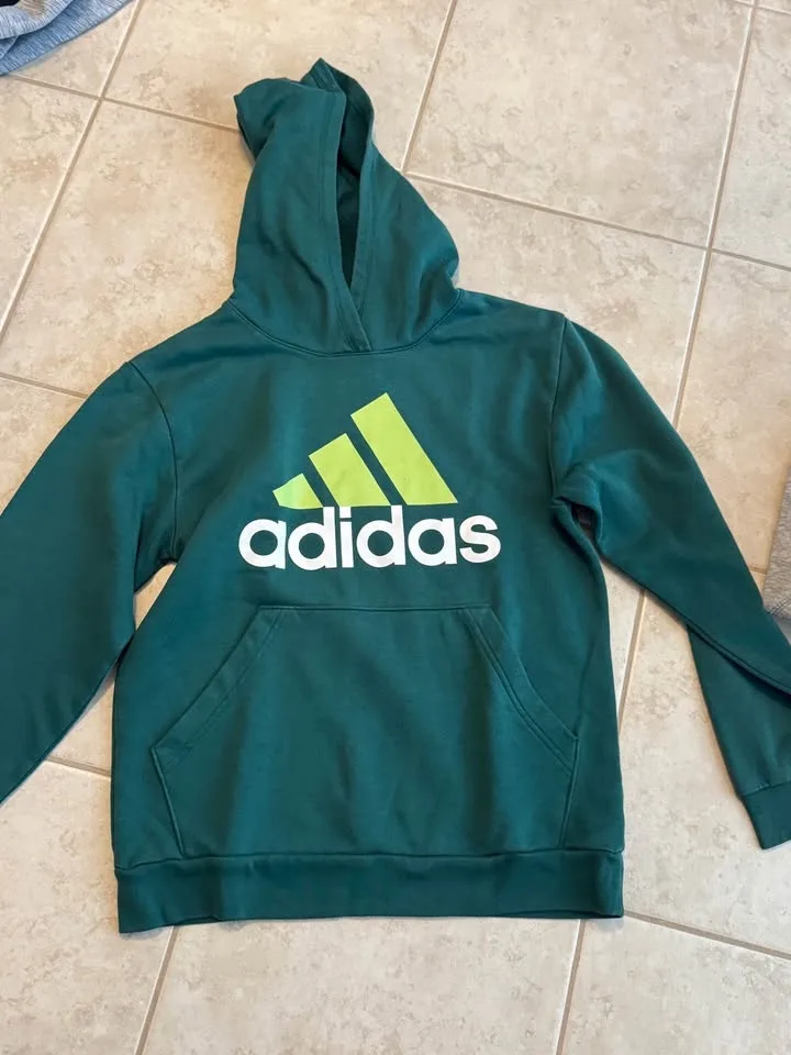 Boys Large Hoodies selling as bulk $60 image indicator(5)