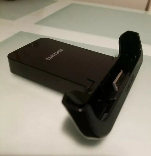 Samsung Galaxy Tab 7.0 Plus Desktop Dock Great Condition - photo 3