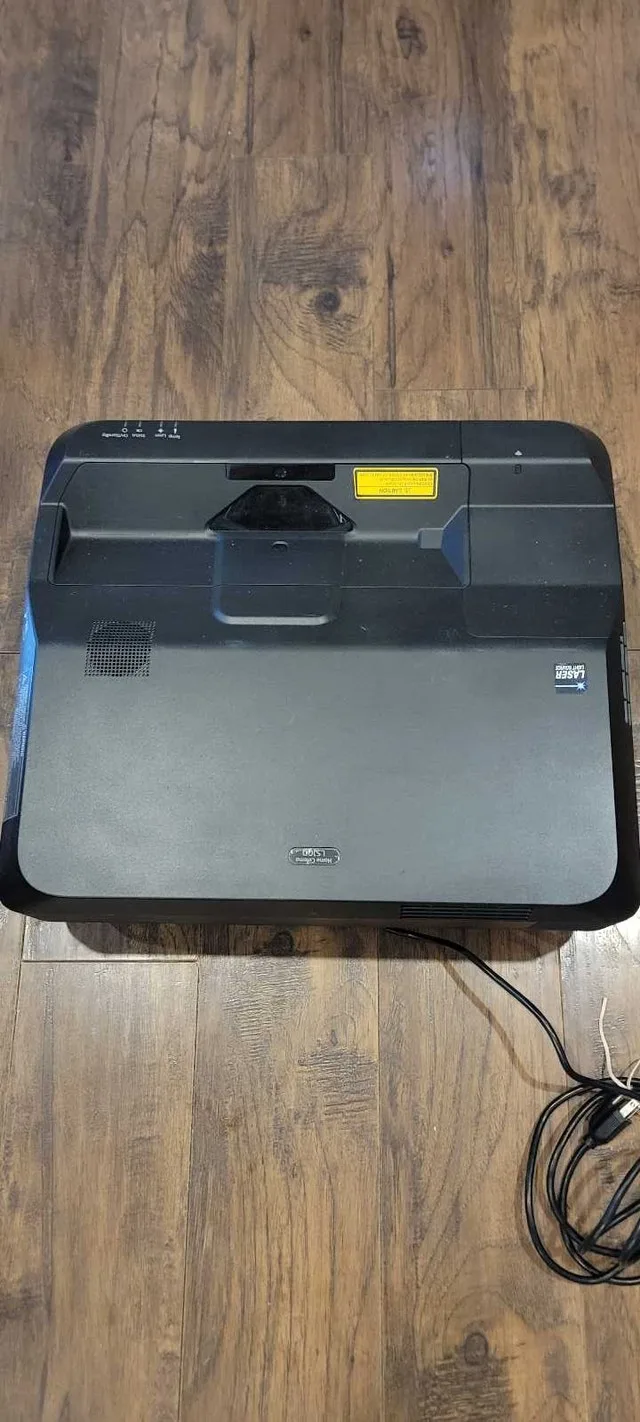 Epson LS1000 Cinema Laser Projector image indicator(2)