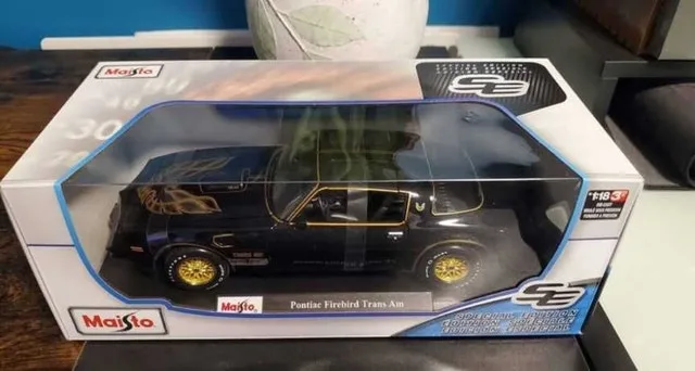 Maisto Pontiac Firebird Trans Am