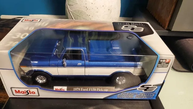 Maisto 1979 Ford F150 Pick-up Sealed