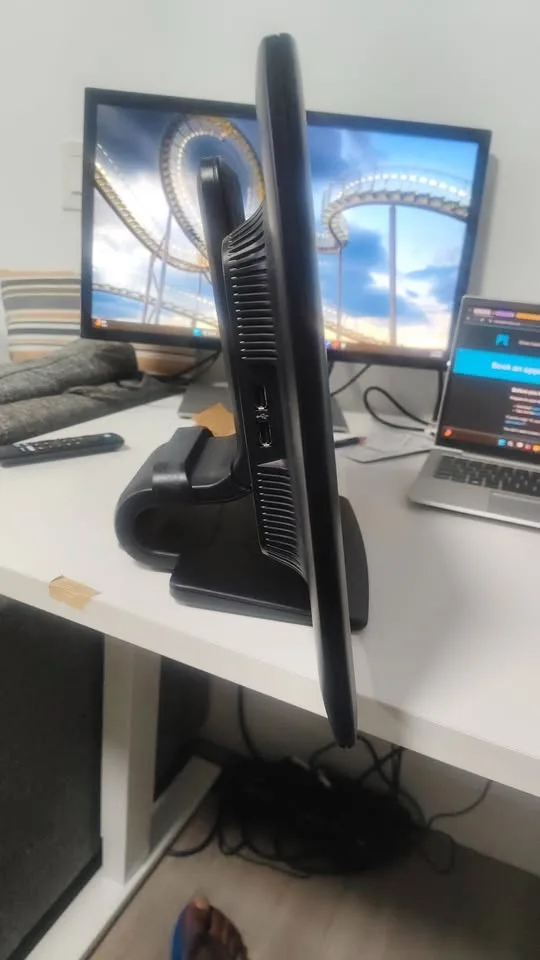 HP Compaq LA2206x 22-inch Full HD LED Monitor (Fraser Heights) image indicator(3)