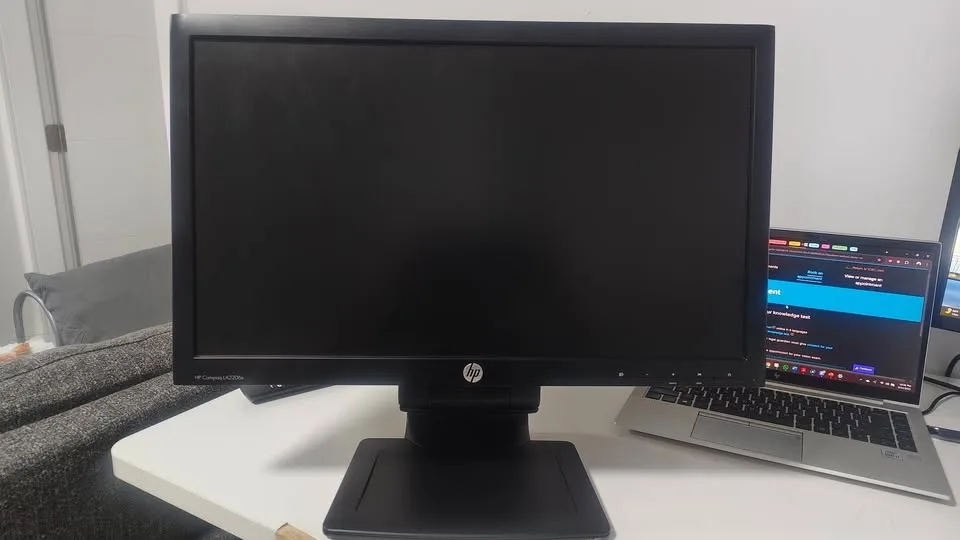 HP Compaq LA2206x 22-inch Full HD LED Monitor (Fraser Heights) image indicator(4)