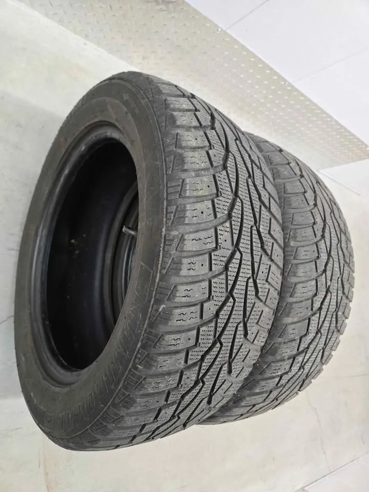 Tiger Paw Ice & Snow Winter Tires- 215/55R16 image indicator(4)