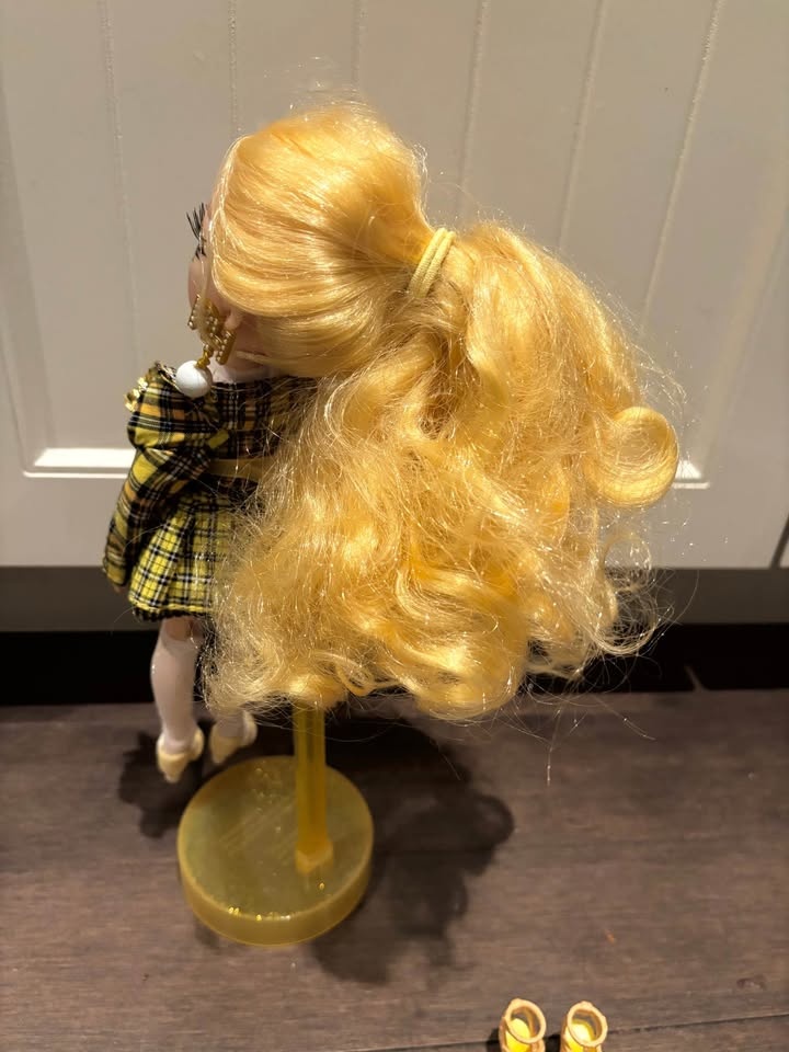 Sheryl Meyer doll from Rainbow High - photo 4