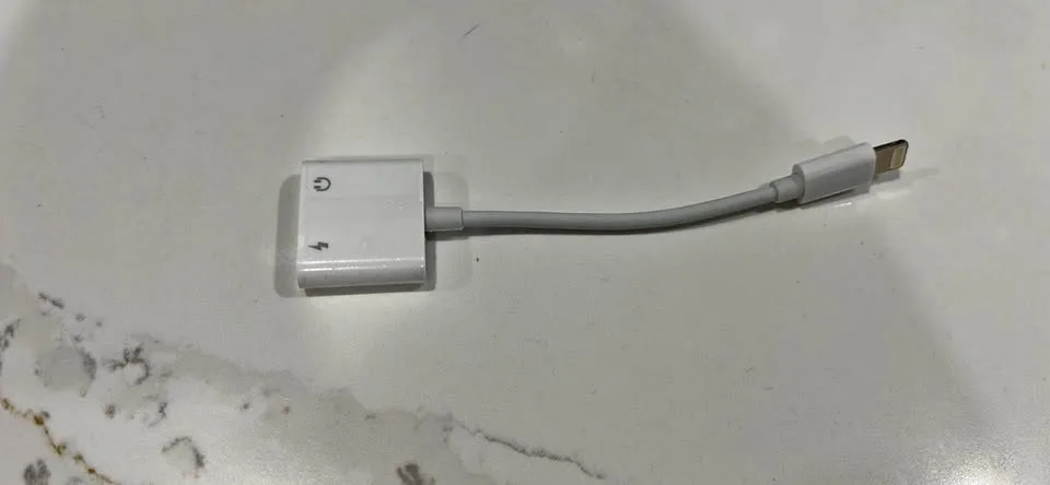 Lightning to type c/3.5mm aux apple iPhone wire